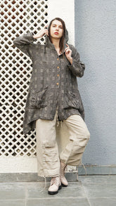 Black linen-cotton hooded jacket with button front, wood-look buttons and functional pockets