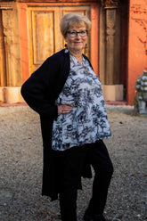 Linen Vintage Button Top