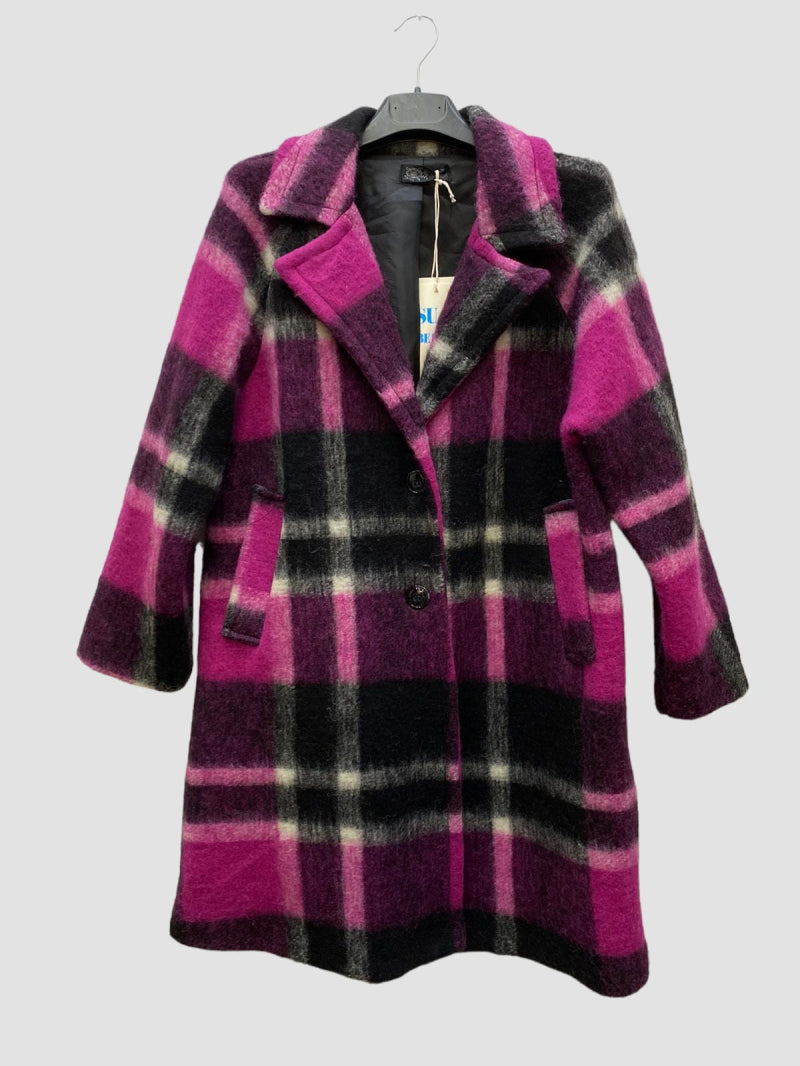 Beautiful thick warm winter wind breaker check coat with pockets in fushia pink black & white by Ornello Paris Superbelle Agnes Manteaux fashion label displayed in-store at 18 Riverstone Drive Rolleston CHCH NZ