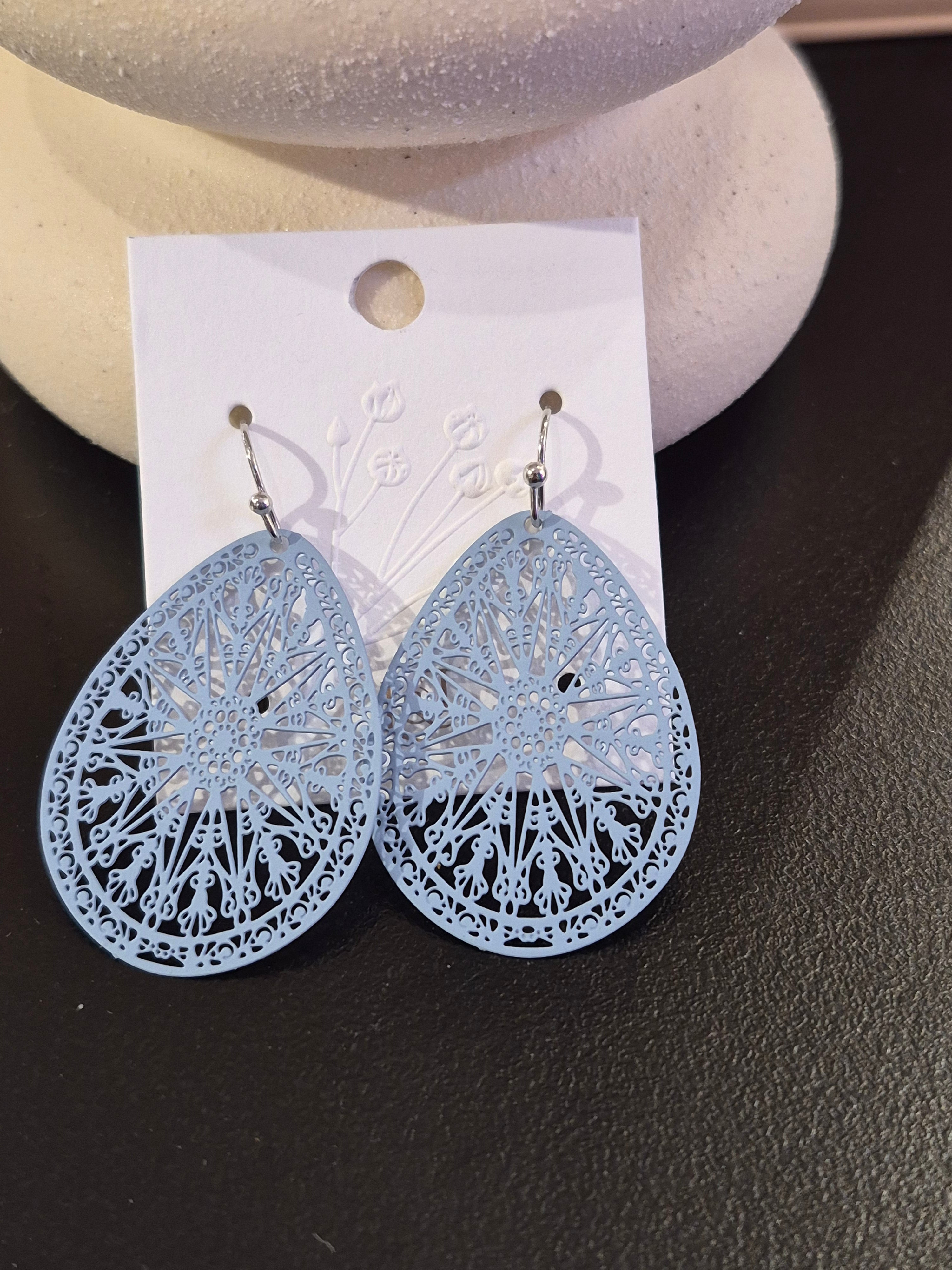 Fine Mesh Border Earrings