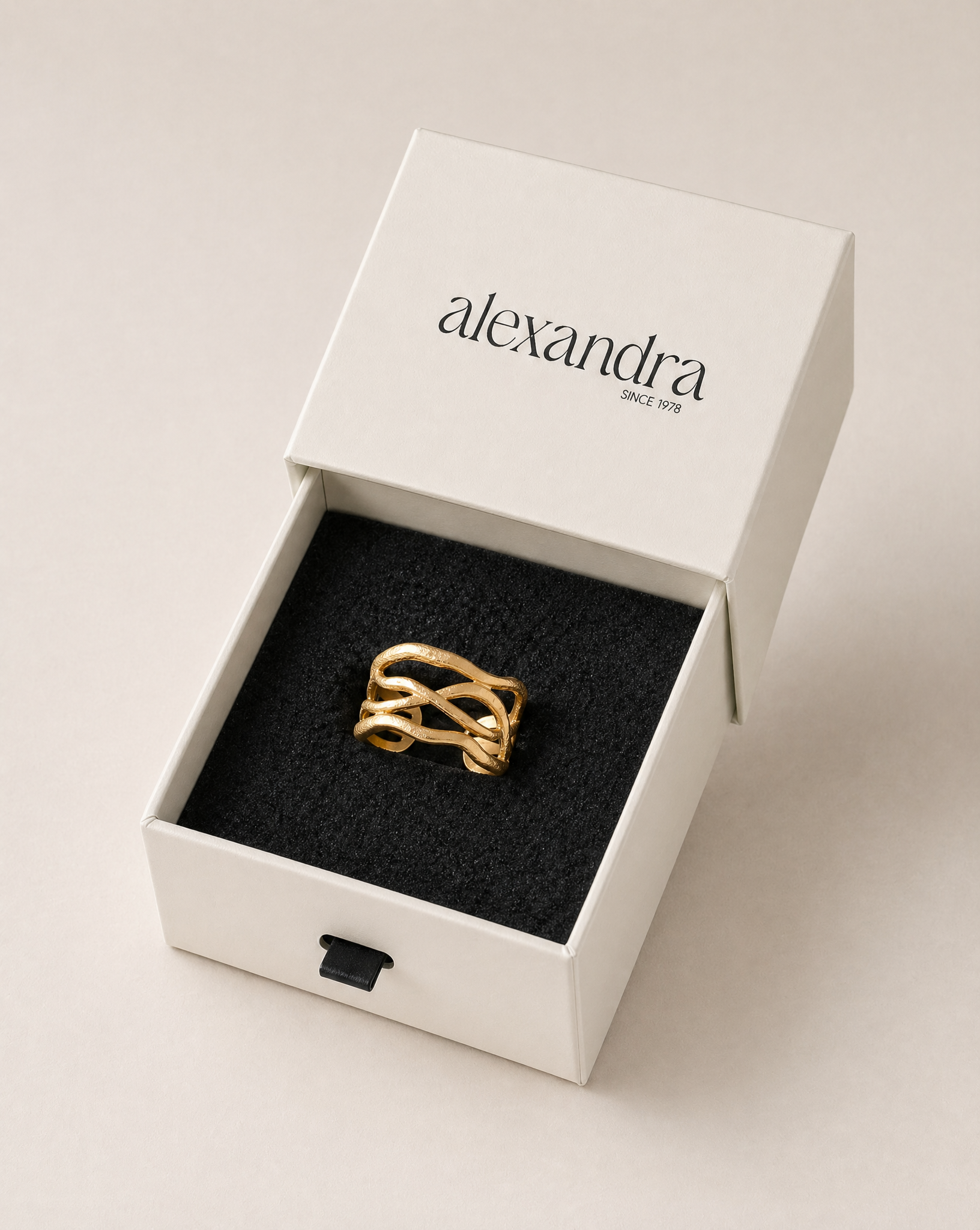 Intertwined Gold Ring | Solbranch