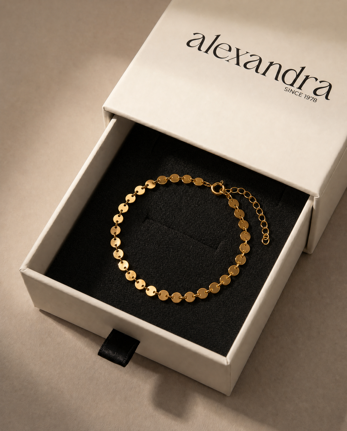 Delicate Gold Bracelet | Solenne