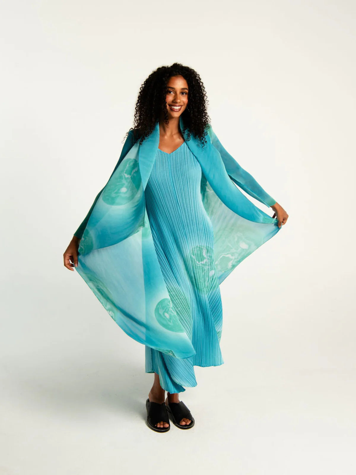 Alquema - Long Estrella Dress in Mint Planets