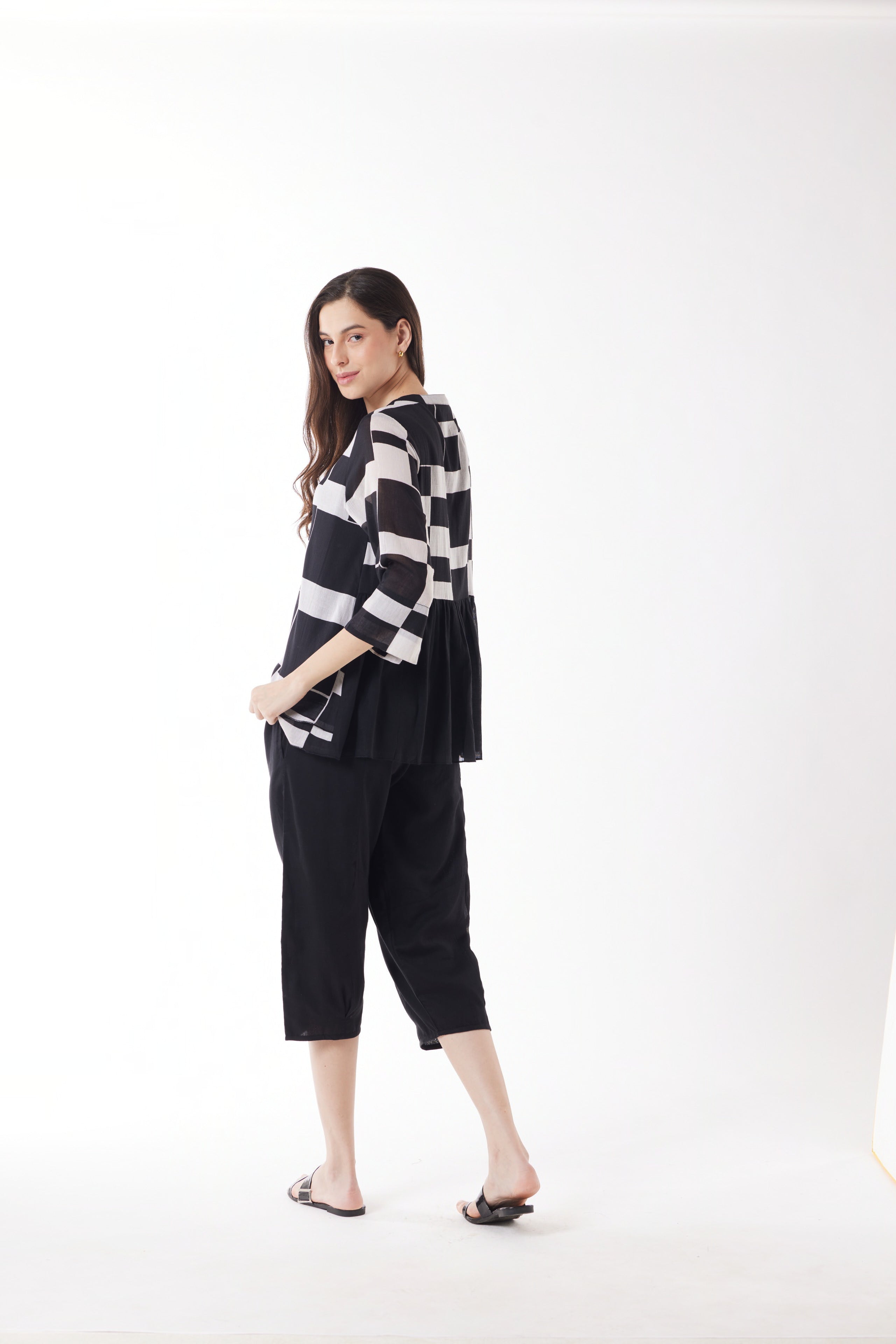 Au Hasard D'un Voyage - Contrast Hem Classic Top