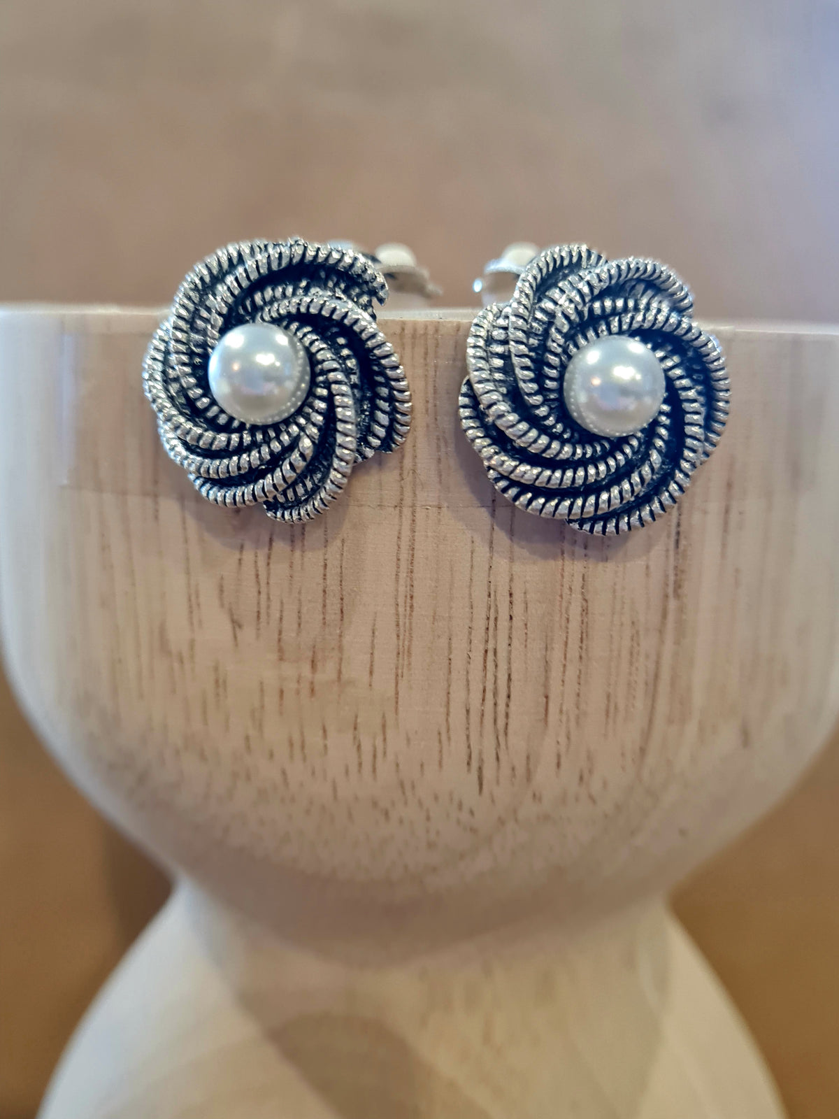 Antique Silver Swirl with Pearl - Clip On Earrings