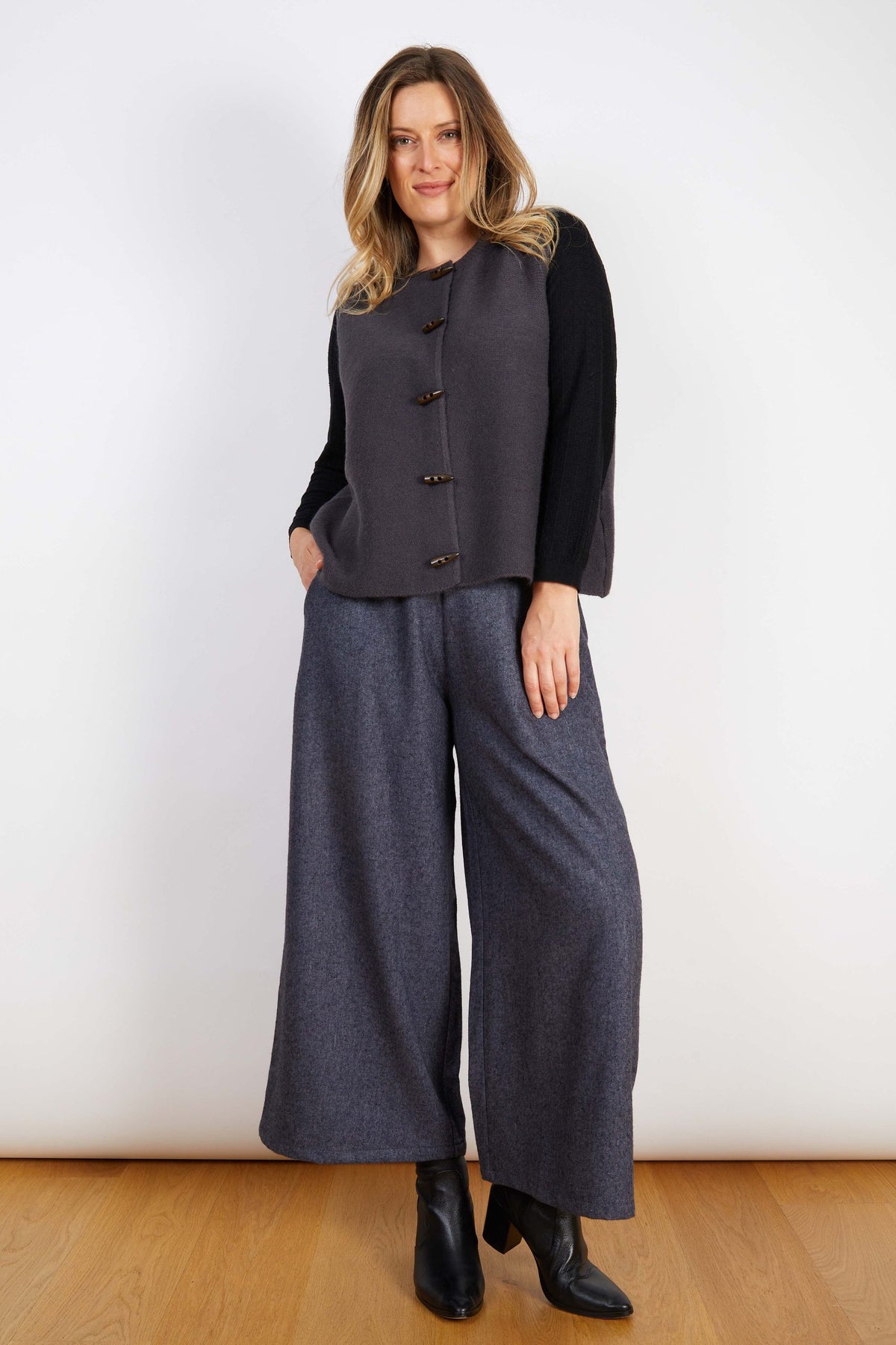 JJ Sisters - Wool Blend Pant