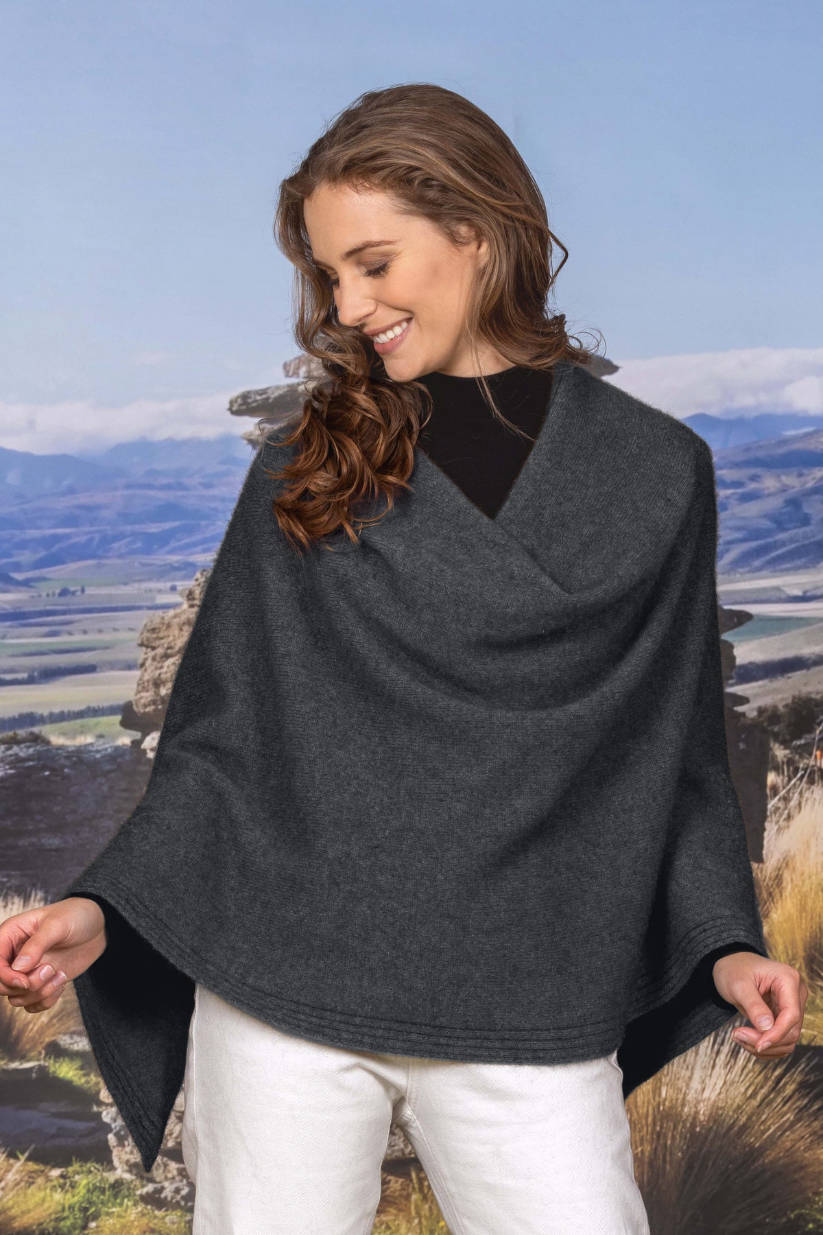Noble Wilde - Wrap Up Cape